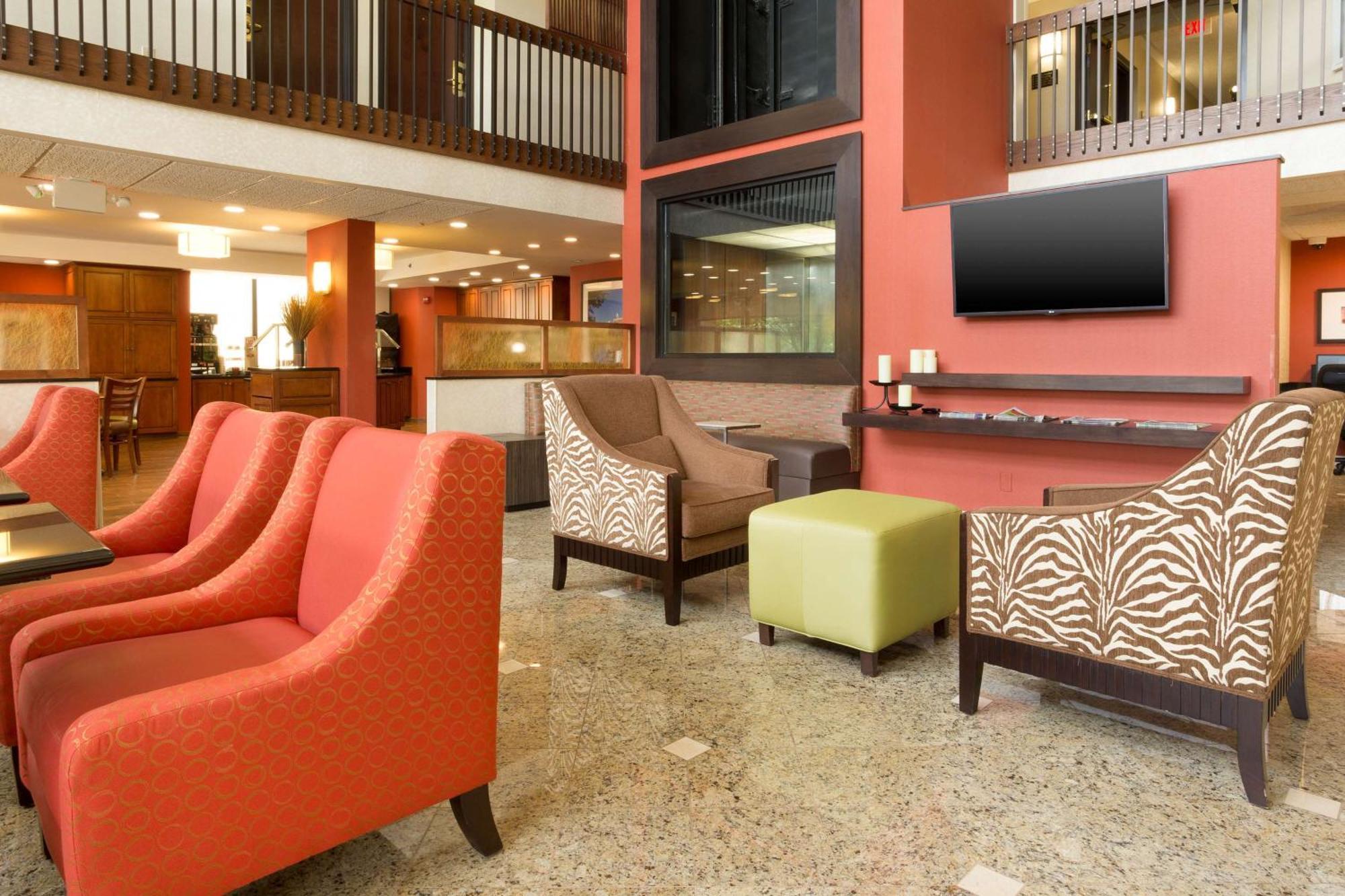 Drury Inn & Suites Charlotte University Place Extérieur photo
